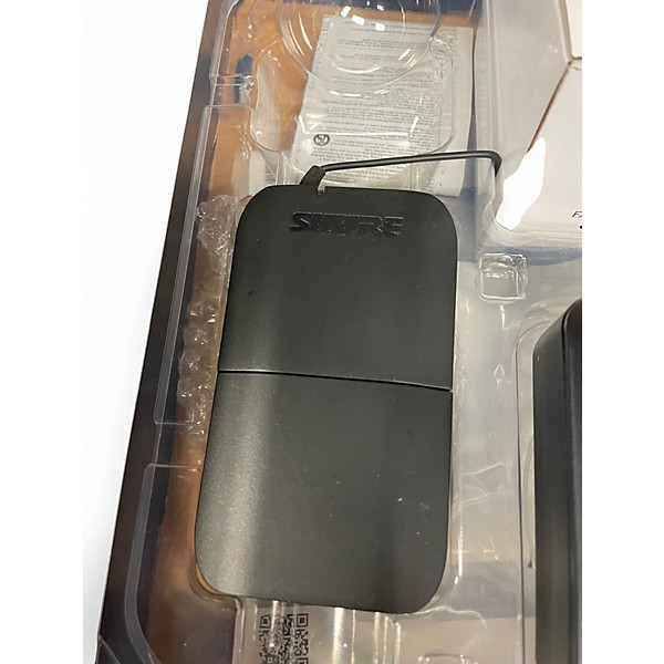 Used Shure BLX14-H9 With WA302 Instrument Wireless System