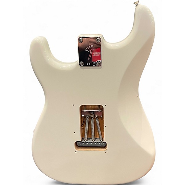 Used Fender Player Stratocaster HSS White Solid Body Electric Guitar