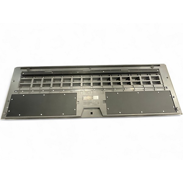 Used Yamaha YPG625 Keyboard Workstation