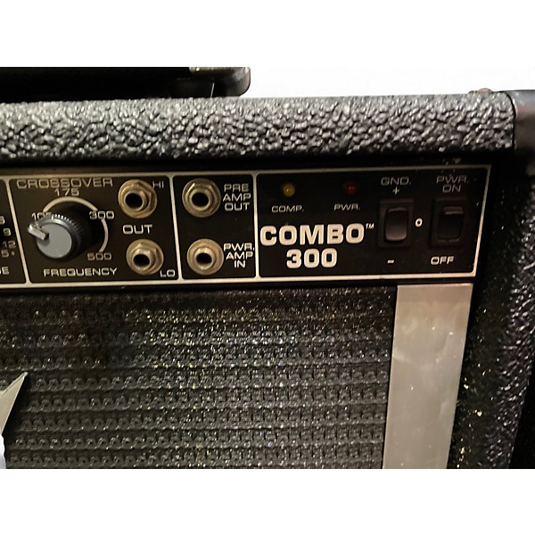 Used Peavey COMBO 300 Bass Combo Amp