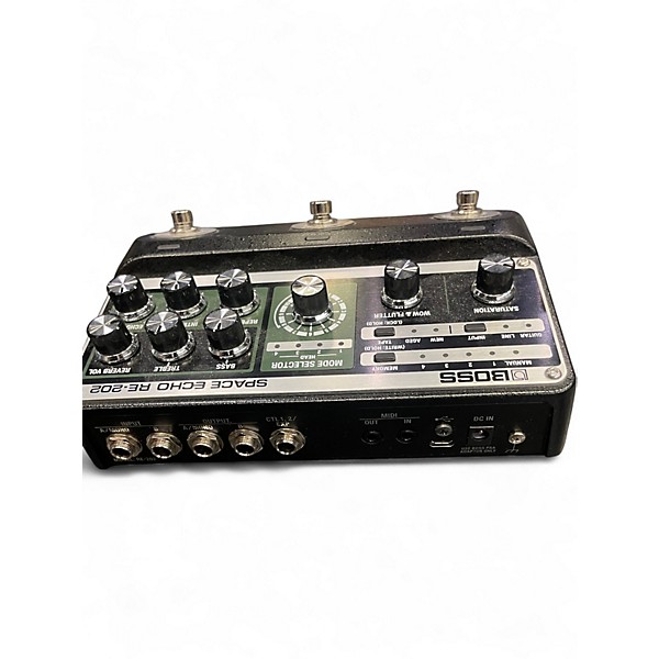 Used BOSS RE 202 Effect Pedal
