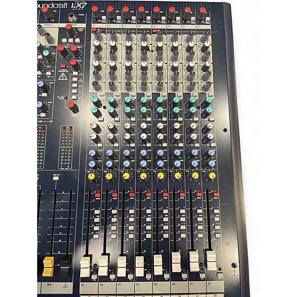 Used Soundcraft LX7II 32 CHANNEL MIXER Unpowered Mixer
