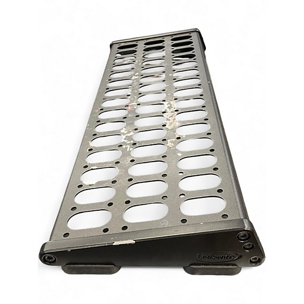 Used Livewire PB300 Pedal Board