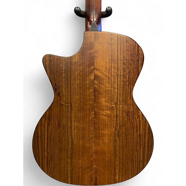 Used Eastman AC222CEOV Natural Acoustic Electric Guitar