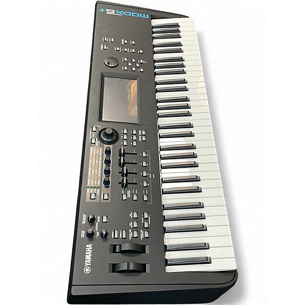 Used Yamaha modx6+ Keyboard Workstation