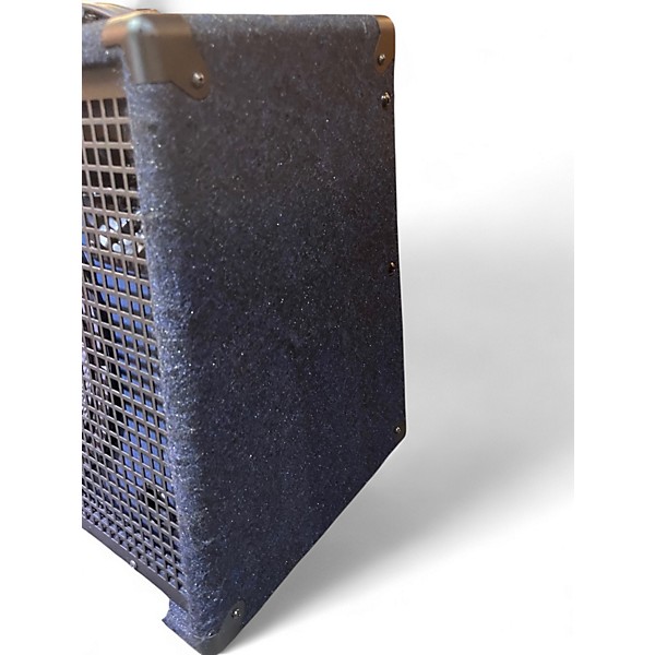 Used Roland KC-200 Keyboard Amp