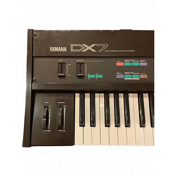 Used Yamaha DX7 Synthesizer