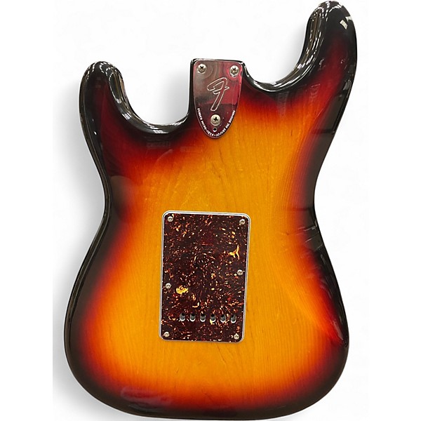 Used Fender Classic Series '70s Stratocaster 3 Tone Sunburst Solid Body Electric Guitar