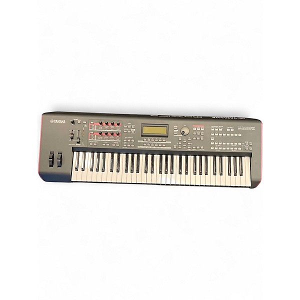 Used Yamaha MOXF6 61 Key Keyboard Workstation