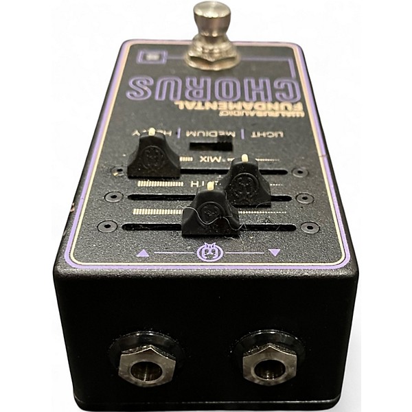 Used Walrus Audio FUNDAMENTAL CHORUS Effect Pedal