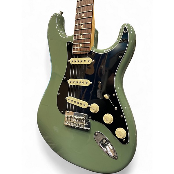 Used Fender American Standard Stratocaster Inverness Green Solid Body Electric Guitar