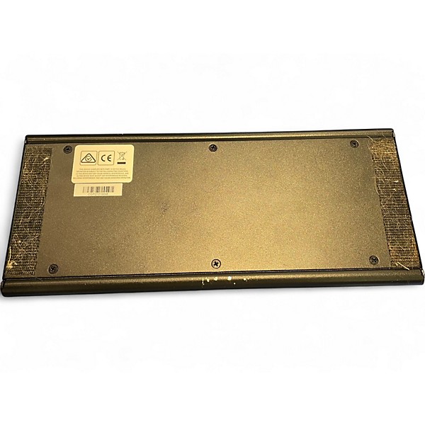 Used Fender GTX-7 Pedal Board