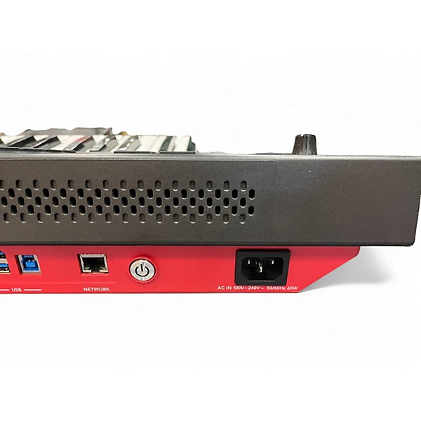 Used Akai Professional MPC Key 61 Keyboard Workstation