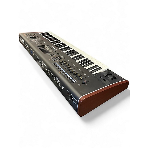Used Kurzweil pc3k6 Arranger Keyboard
