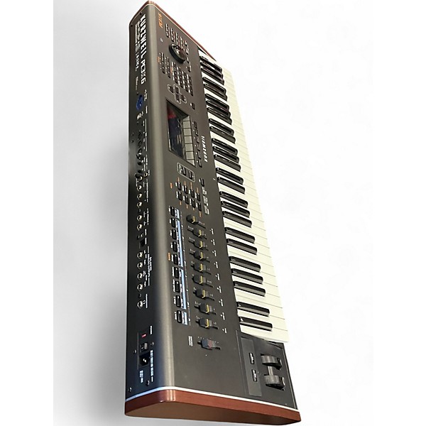 Used Kurzweil pc3k6 Arranger Keyboard