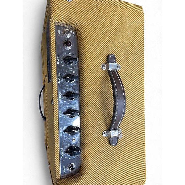 Used Fender 0213205700 Blues Junior® Lacquered Tweed Tube Guitar Combo Amp