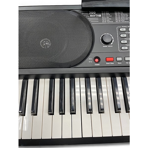 Used Sawtooth ST-PKB-61 Digital Piano