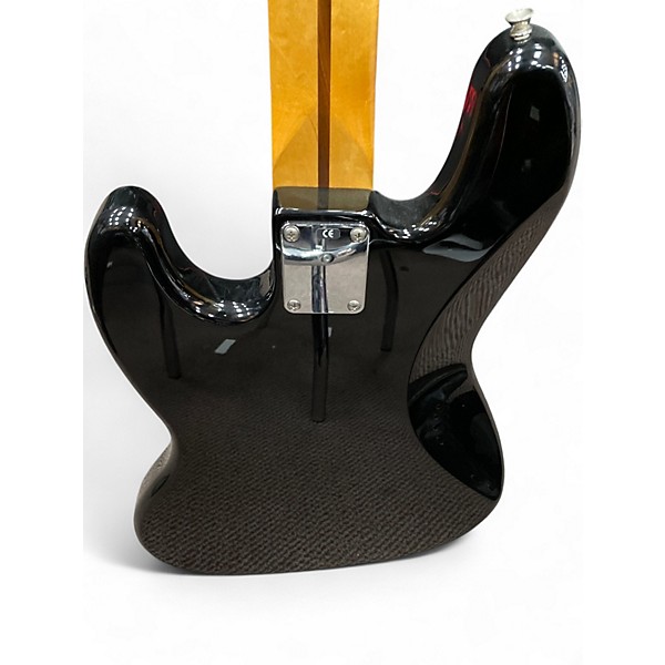 Used 1999 Fender Player Jazz Bass Black Electric Bass Guitar