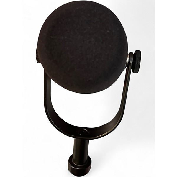 Used Shure MV7 Dynamic Microphone