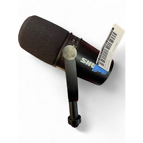 Used Shure MV7 Dynamic Microphone