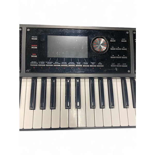 Used Roland fa06 Keyboard Workstation