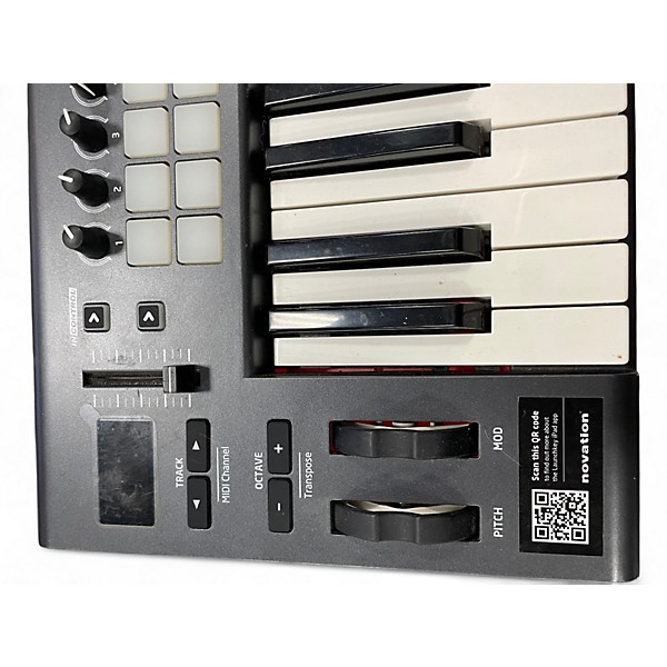 Used 2010s Novation Launchkey 25 Key MIDI Controller