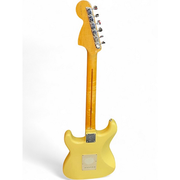 Used 2004 Fender Artist Series Yngwie Malmsteen Stratocaster Vintage White Maple Solid Body Electric Guitar