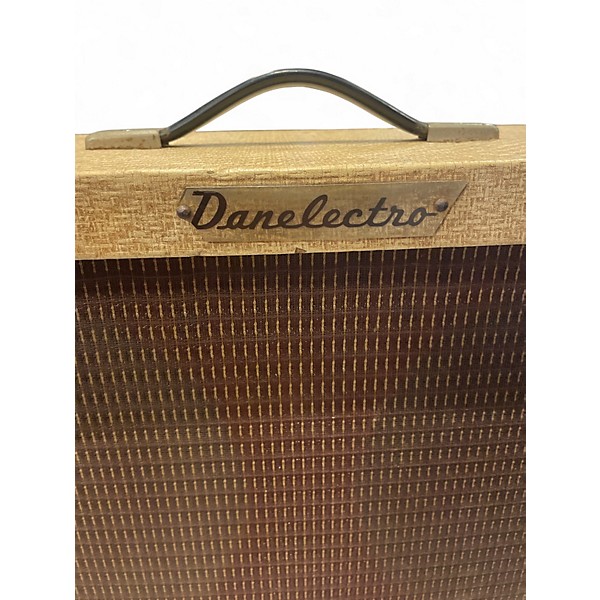 Used 1950s Danelectro Twin Twelve Series D Model 98 Guitar Cabinet