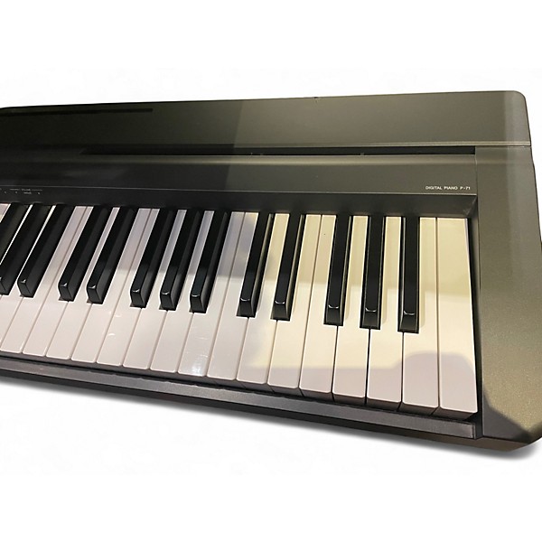 Used Yamaha P71