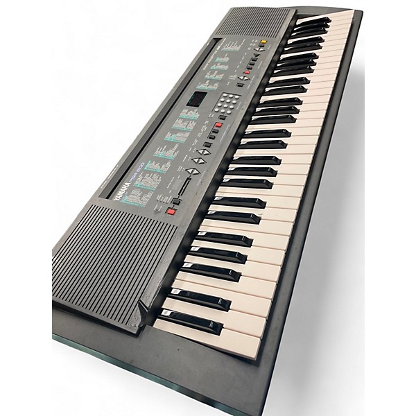 Used Yamaha PSR200 Portable Keyboard