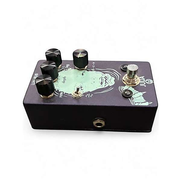 Used Walrus Audio Julia Analog Chorus Effect Pedal