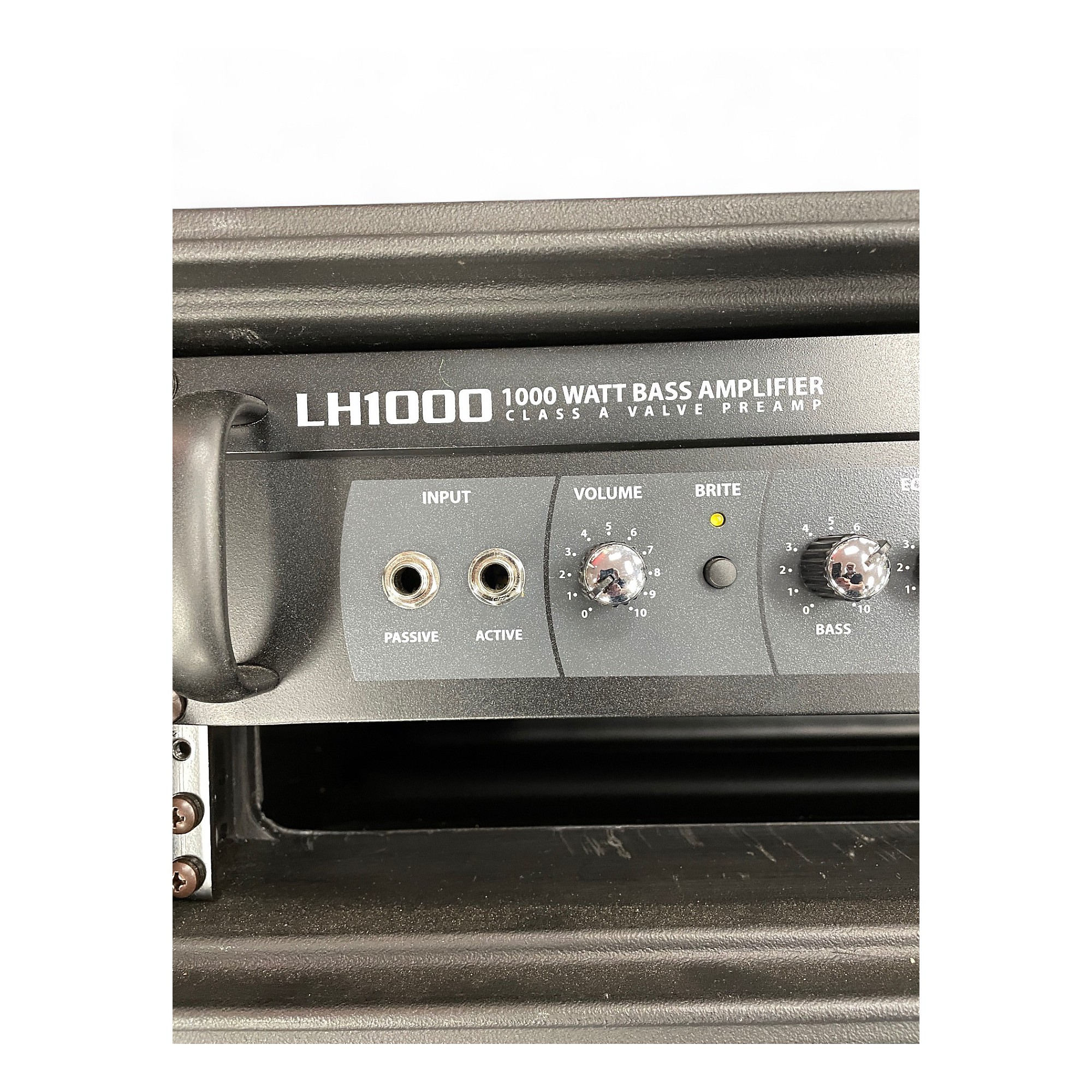 Hartke LH1000 1000W ベースアンプ Buy Hartke LH1000 1000-Watt Bass Amplifier Head | Sam Ash Music