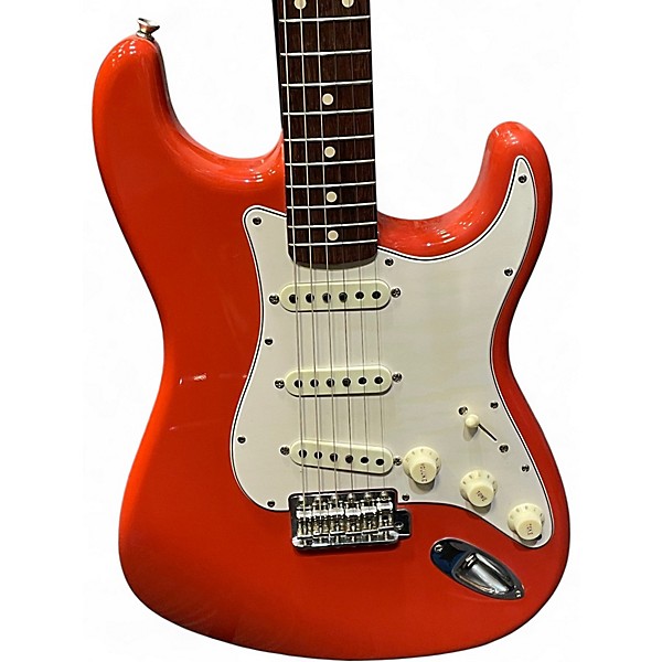 Used Fender CUSTOM 1960 NOS Stratocaster Fiesta Red Solid Body Electric Guitar
