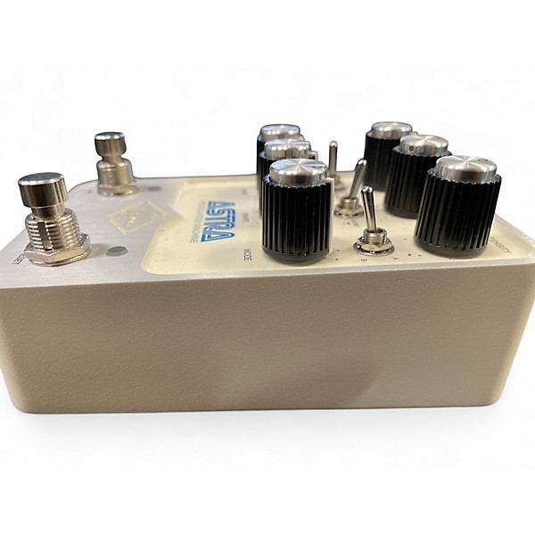 Used Universal Audio Astra Modulation Machine Pedal
