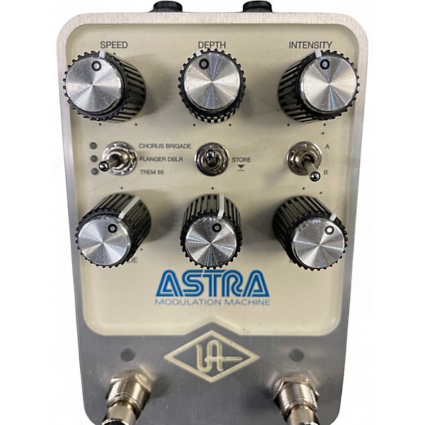 Used Universal Audio Astra Modulation Machine Pedal