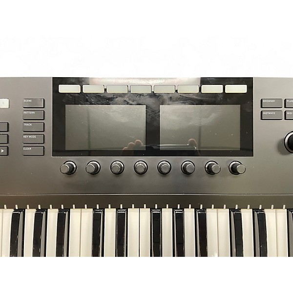 Used Native Instruments Komplete Kontrol S61 MK2 MIDI Controller