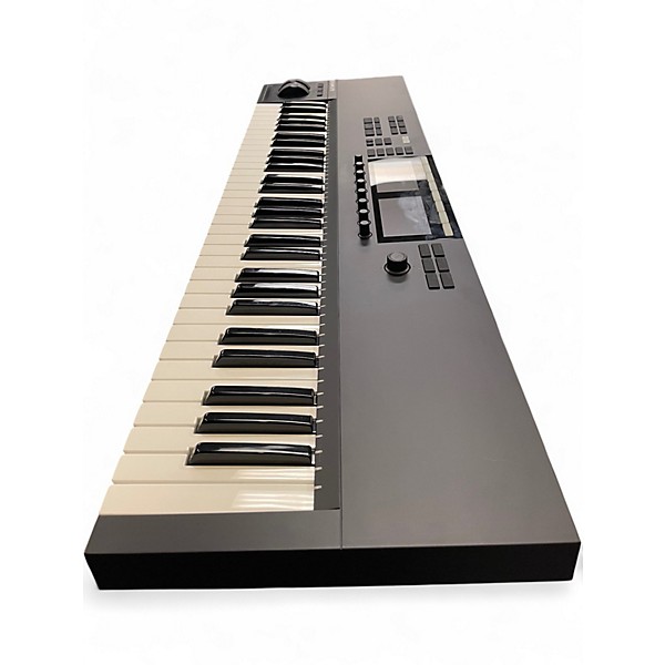 Used Native Instruments Komplete Kontrol S61 MK2 MIDI Controller