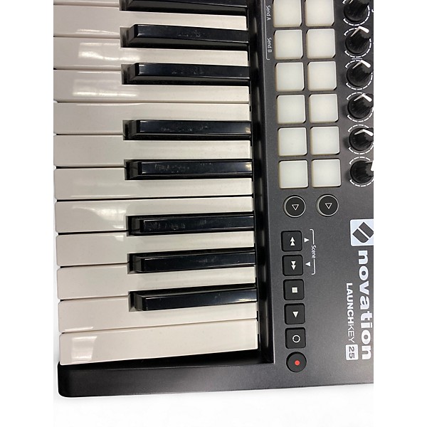 Used Novation Launchkey 25 Key MIDI Controller