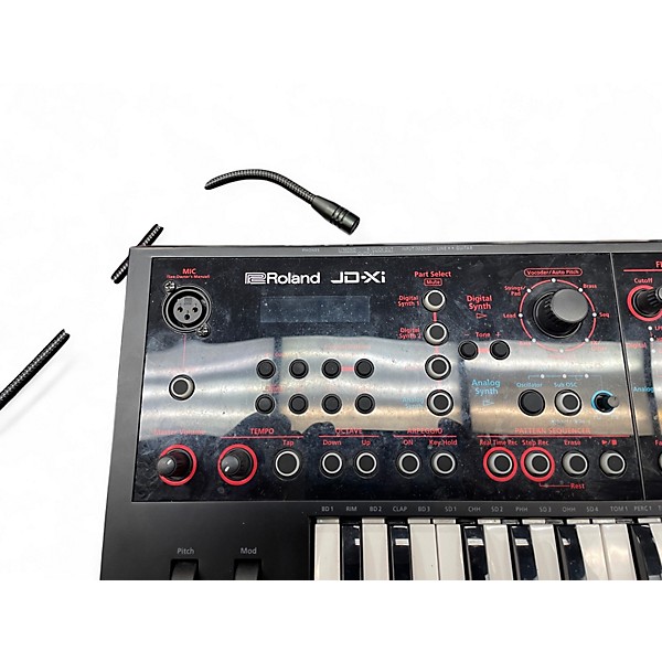 Used Roland JDXi Synthesizer