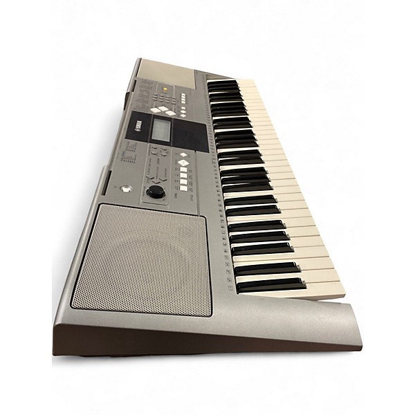 Used Yamaha YPT330 61 Key Portable Keyboard