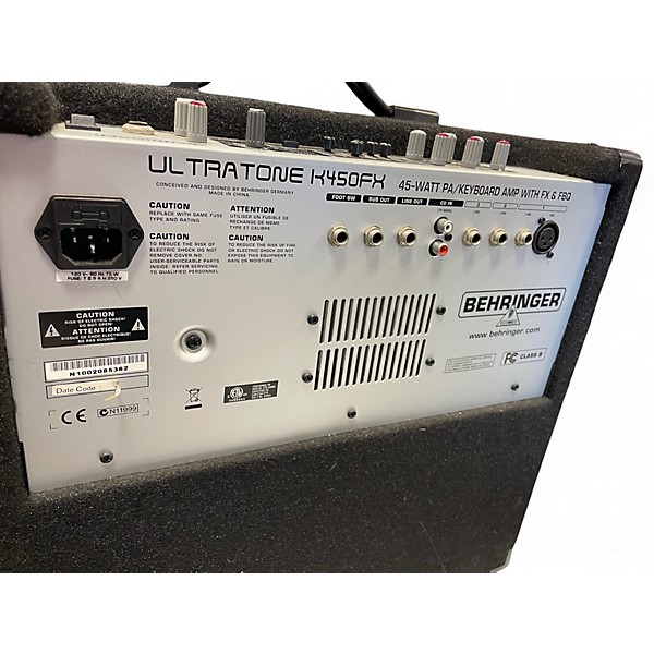 Used Behringer ultratone k450fx Keyboard Amp