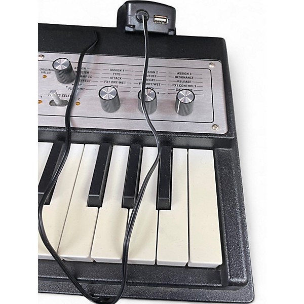 Used KORG Micro Korg XL 37 Key Synthesizer