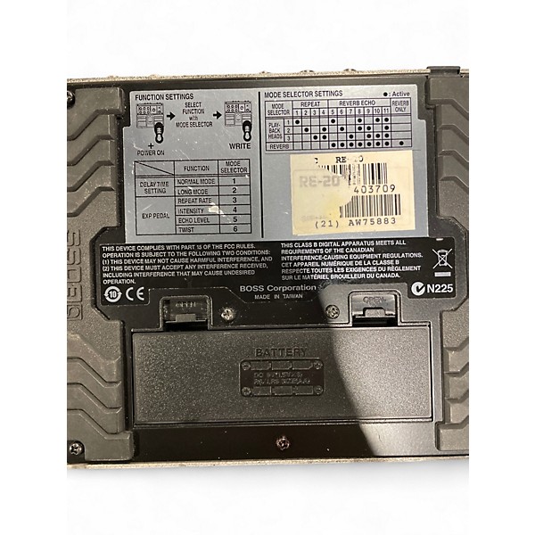 Used BOSS RE20 Space Echo Effect Pedal