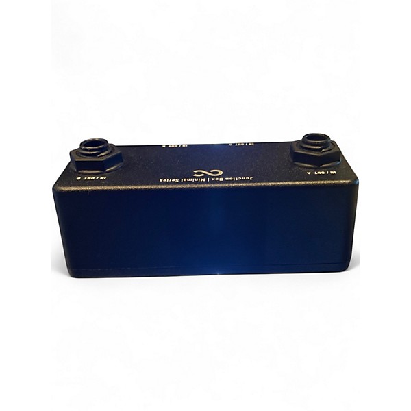 Used One Control Minimal Series Pedal Board Junction Box with BJF Buffer Pedal