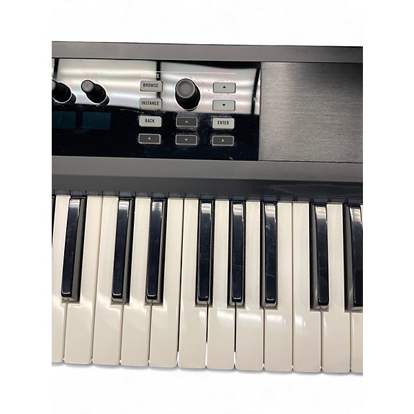 Used Native Instruments Komplete Kontrol S61 MIDI Controller