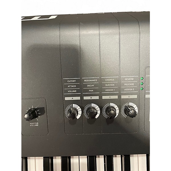 Used Yamaha MX88BK Synthesizer