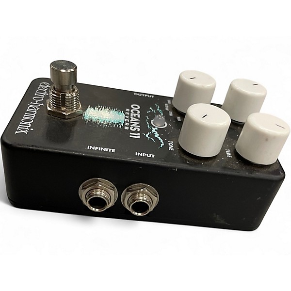 Used Electro-Harmonix Oceans 11  Reverb Effect Pedal