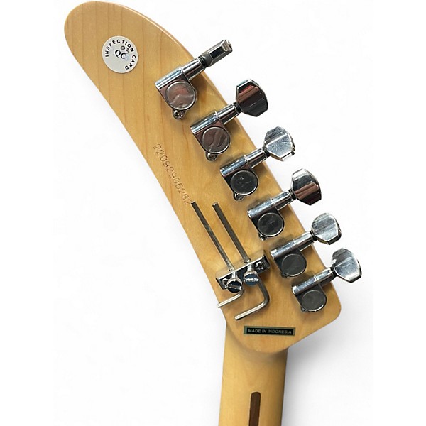 Used Kramer 1984 white Solid Body Electric Guitar