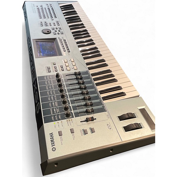 Used Yamaha Motif XS6 61 Key Keyboard Workstation