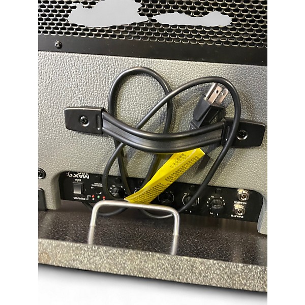 Used Peavey Max 100 Bass Combo Amp